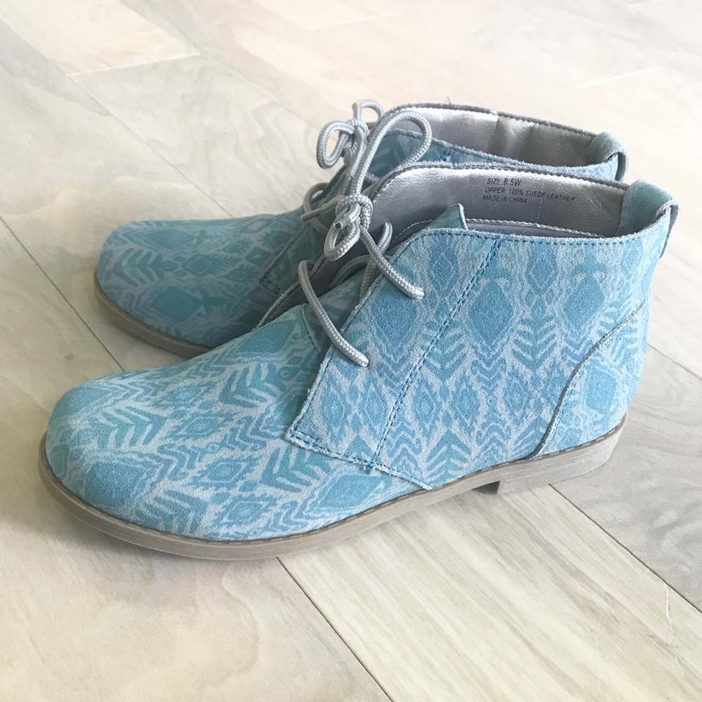 Coldwater Creek Walk With Me Journey Boots 8.5
